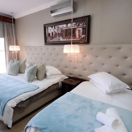 Abella Bed And Breakfast Vryburg Bagian luar foto