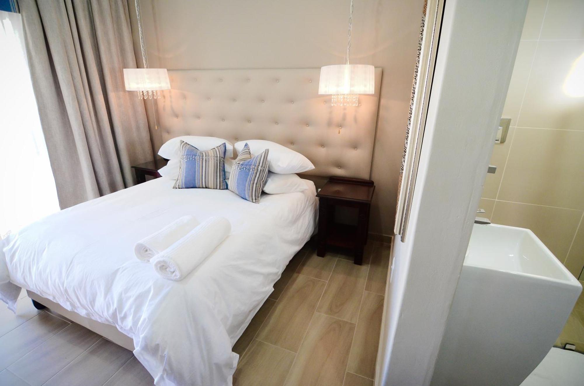 Abella Bed And Breakfast Vryburg Bagian luar foto
