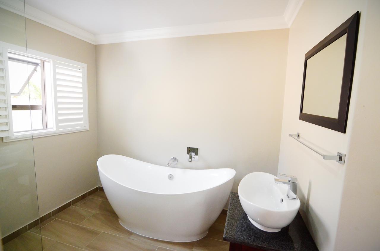 Abella Bed And Breakfast Vryburg Bagian luar foto