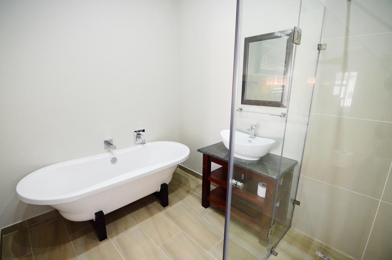 Abella Bed And Breakfast Vryburg Bagian luar foto